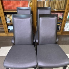 ダイニングチェア4つの画像