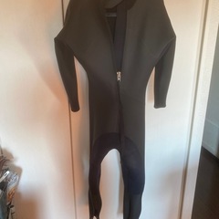ウエットスーツ　フル5x3の画像
