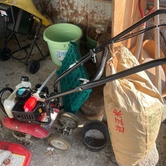 小さな耕運機（ジャンク扱い）
の画像