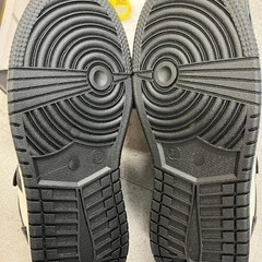 スニーカーお譲りします！！　ALLO DUCK スニーカー ホワイト/ブラック 22.5cm TU2-176の画像