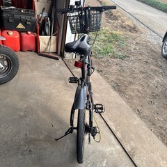 ギャ付折りたたみ自転車の画像
