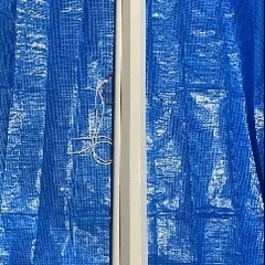 【※返品可能※本日の引き取りで表示価格から4800円引きの5000円】イーサプライ プロジェクタースクリーン 60インチ 4:3 巻き上げ 吊り下げ 天吊り ロール式 壁掛け 大型 ホームシアター EEX-PST1-60の画像