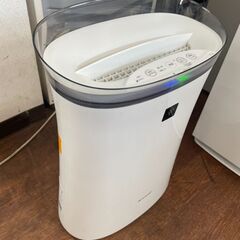 リサイクルショップどりーむ天保山店　No205 空気清浄機　加湿機能無し　SHARP　2018年製　FU-H50－Wの画像