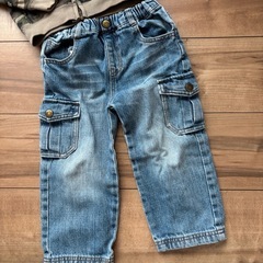 ベビー服2点セット　迷彩パーカー　ジーンズの画像