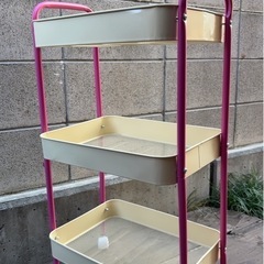 キャスター付きワゴンの画像