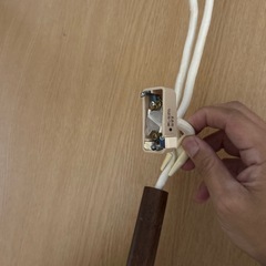 レトロな感じの照明の画像