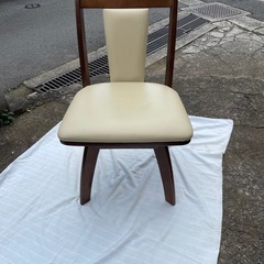 回転椅子の画像