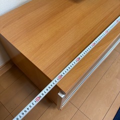 テレビボードの画像