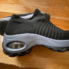 スニーカーの画像