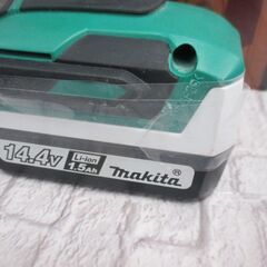 マキタ makita M695D インパクトドライバ 中古品 バッテリ14.4V 1.5Ah一個/充電器 【ハンズクラフト宜野湾店】の画像