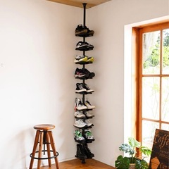 ✨【美品】突っ張りシューズラック 12段（YAMAZEN）ブラック✨
の画像