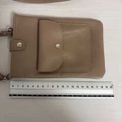 スマホ用ポシェット　革製の画像