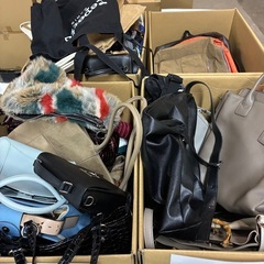 バッグいろいろ♪ ミックスアソート 20点入り／箱 おまとめ仕入 家族や友人とシェア◎ 転売 フリマ 再販OK メンズ&レデースMIXの画像