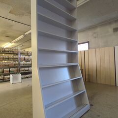 木製本棚の画像