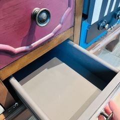 【29日限定】アンティークの木製チェストの画像