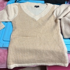 セーター２枚フリーサイズと組曲3の画像