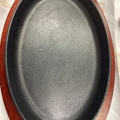 ステーキ皿プレート　ハンドル付きの画像