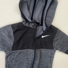 NIKE 100cm 冬服アウターの画像