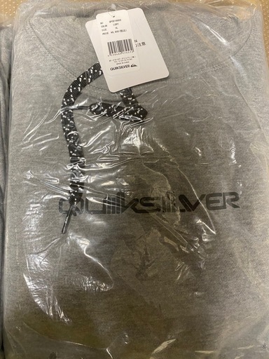 新品未開封　QUIKSILVER クイックシルバー　グレー　上下セット①
