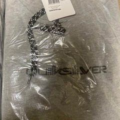 新品未開封　QUIKSILVER クイックシルバー　グレー　上下セット①の画像