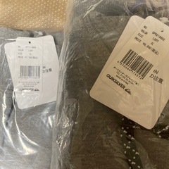 新品未開封　QUIKSILVER クイックシルバー　グレー　上下セット①の画像