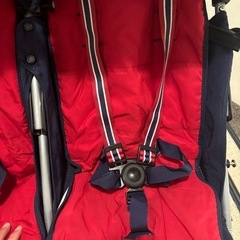 双子用ベビーカー付属品込みの画像