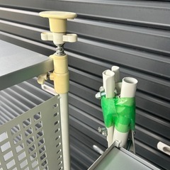 突っ張りラック スチールラック アルミラック メタルラック 収納棚の画像