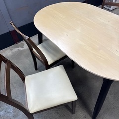 ダイニング4点セットの画像