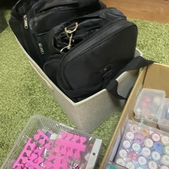 ネイル用品いろいろの画像