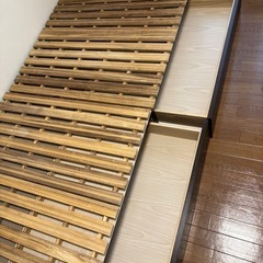 シングルベッドフレーム　引き出し付き
の画像