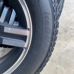 ヨコハマスタッドレス185/85r16 ジムニーにの画像