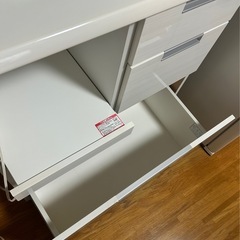 ニトリ　食器棚　ホワイト　禁煙　ペットなしの画像