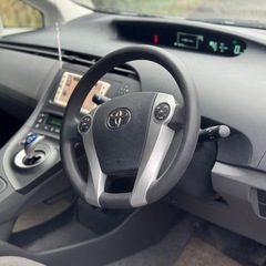 トヨタ　プリウス　40,000 km の画像