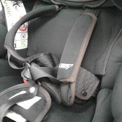 チャイルドシート アップリカ フラディアグロウ ISOFIX360 セーフティ　0ヶ月から4歳まで A17463の画像