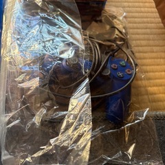 PlayStation4本体 限定品　大量ソフトつき　最安値為に値下げ不可　バラ売り不可　　全て動作確認済みの画像