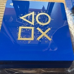 PlayStation4本体 限定品　大量ソフトつき　最安値為に値下げ不可　バラ売り不可　　全て動作確認済みの画像