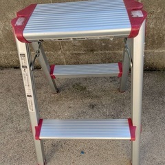 ⭐︎早い方優先‼︎ 2段脚立 アルミ踏み台　の画像