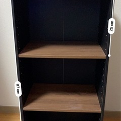 収納棚の画像