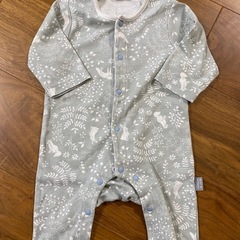 長袖　ロンパース4枚セットの画像