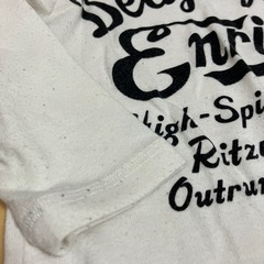 ホワイト 長袖 Tシャツ プリント入り　80の画像