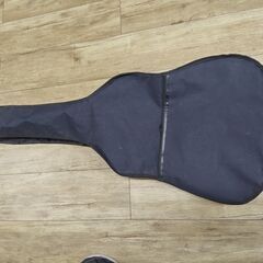 【無料】中古ギターケース（アコースティックギター用）の画像
