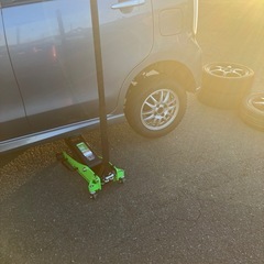 出張でタイヤ交換いたしますの画像