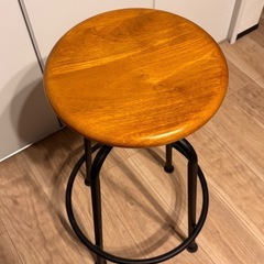  インダストリアル系　ハイチェアの画像