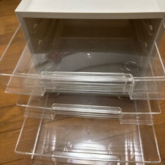 書類ボックス　引き出しの画像