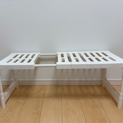 押入れ整理棚の画像