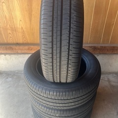 組み換え無料中古夏用タイヤ205/55R16 91V ブリヂストンNH200の画像