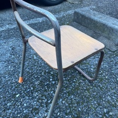 中古　幼稚園の子ども椅子の画像