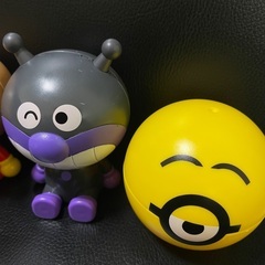 アンパンマン　バイキンマン　ミニオン　人形の画像