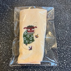 M2511-439　ハンドタオル 和柄 オレンジ ハンカチ 未使用品の画像