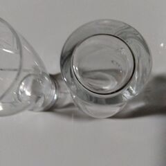 グラス　2つの画像